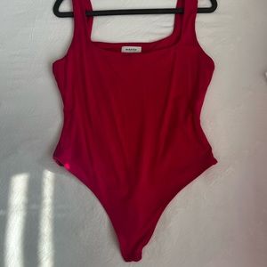 Aritzia Babaton Contour squareneck bodysuit